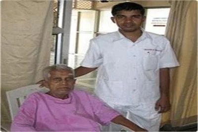 Male Attendant provided at home in Sonarpur, Kolkata by Soendri Nurse & Aya Centre